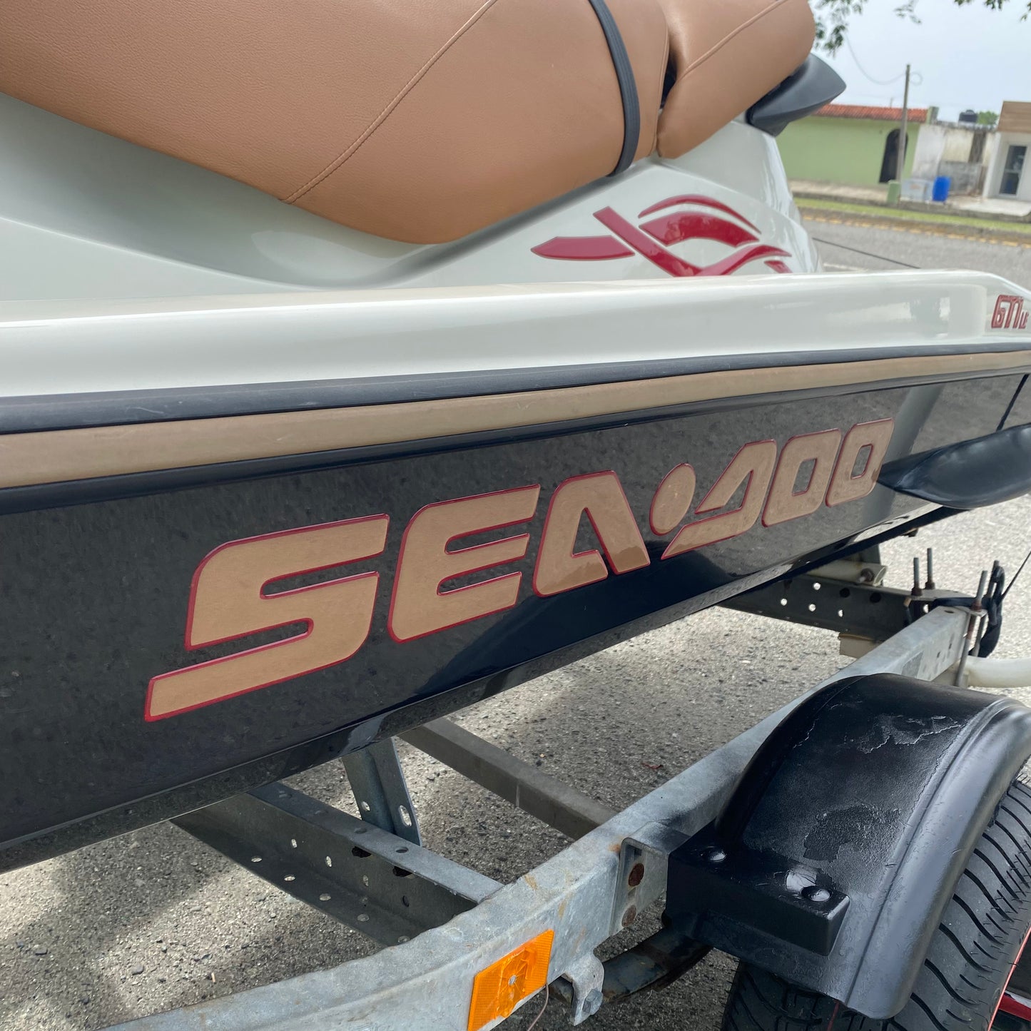 SEA DOO for the bottom of the sides Gel Graphics (2 Pieces) (31"x 3" aprox.)
