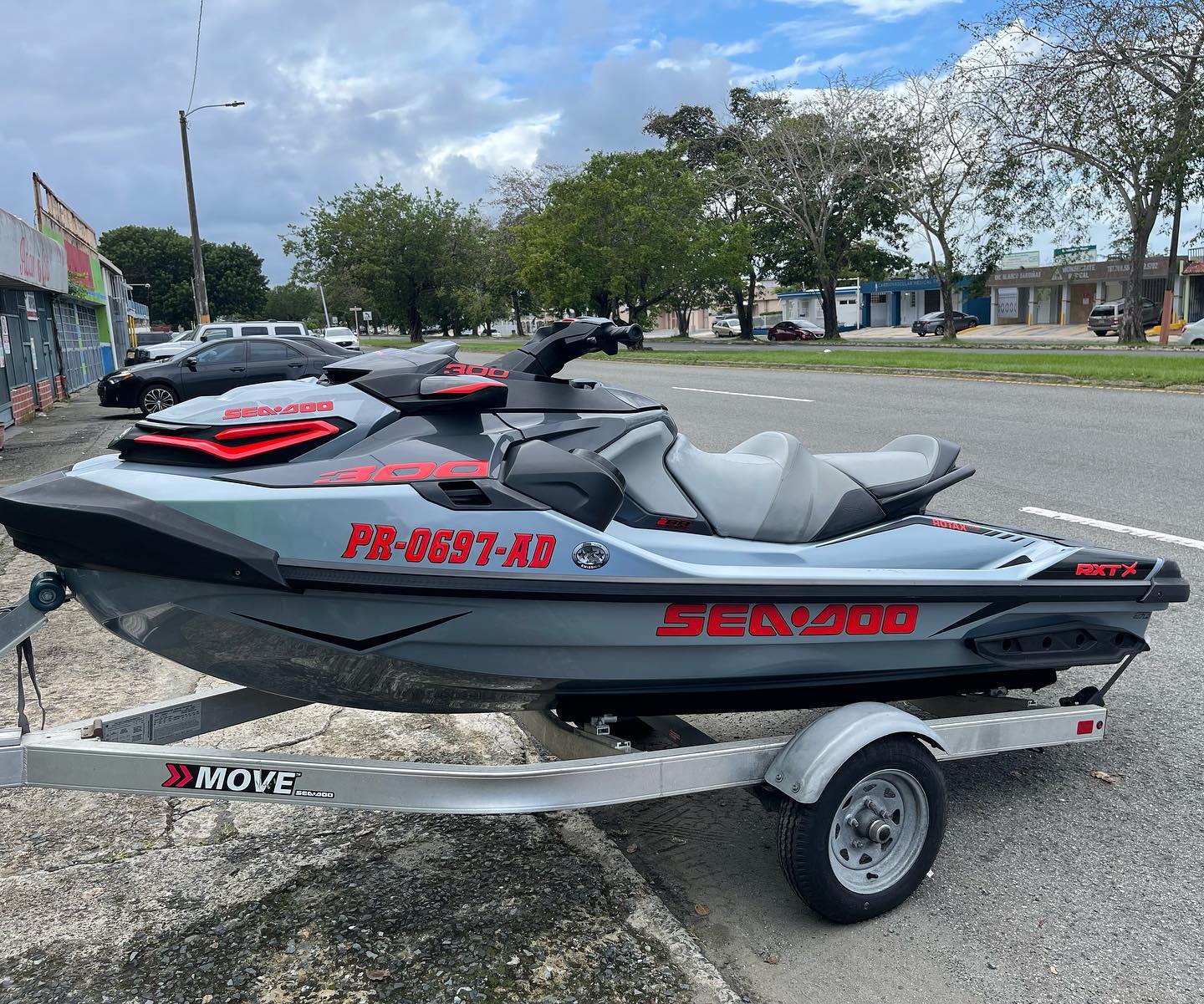 SEA DOO for the bottom of the sides Gel Graphics (2 Pieces) (31"x 3" aprox.)