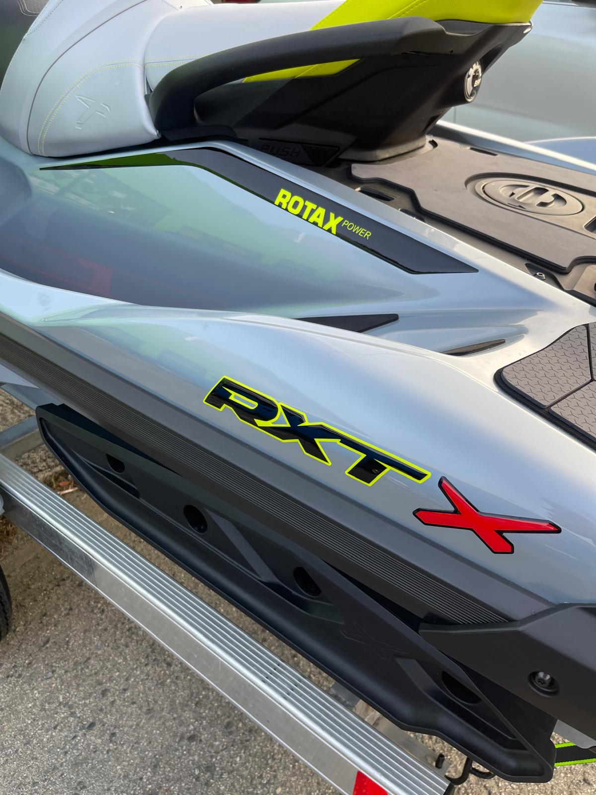 Full Set Gel Graphics for Jet-ski RXT X 325